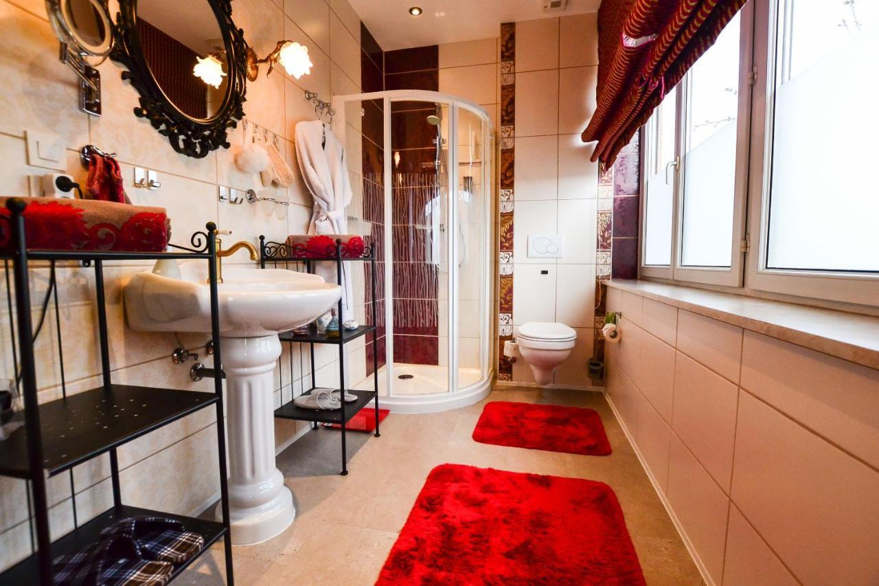 B&B "Villa Fink" Ostheim Buitenkant foto