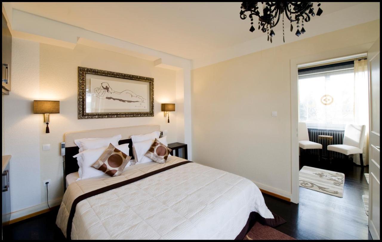 B&B "Villa Fink" Ostheim Buitenkant foto